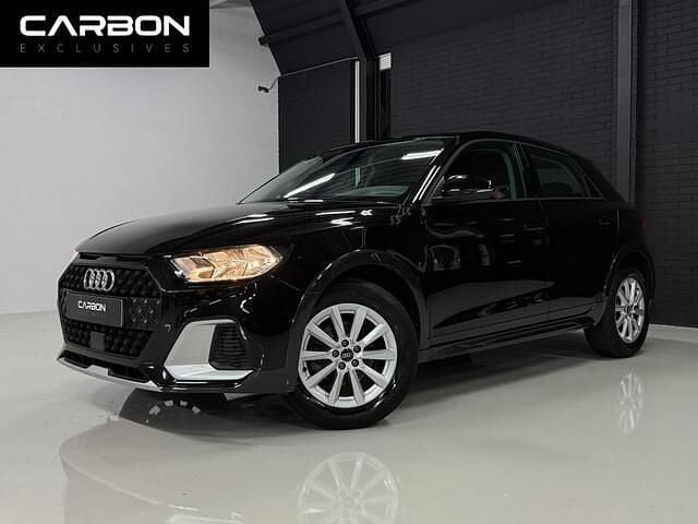 Zwart Gebruikt 2021 Audi A1 Advanced Hatchback | € 20.495 (Goede deal) - Afbeelding 1/4