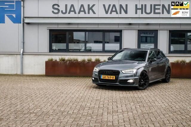 Daytona grey Gebruikt 2015 Audi A3 Sportback S-Line Hatchback | € 15.949 (Eerlijke prijs) - Afbeelding 1/4