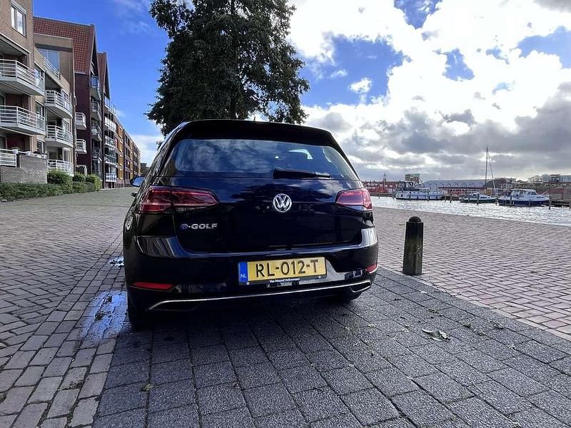 Occasion VW e-Golf 100 kW (136 PK) 2018 Zwart Hatchback