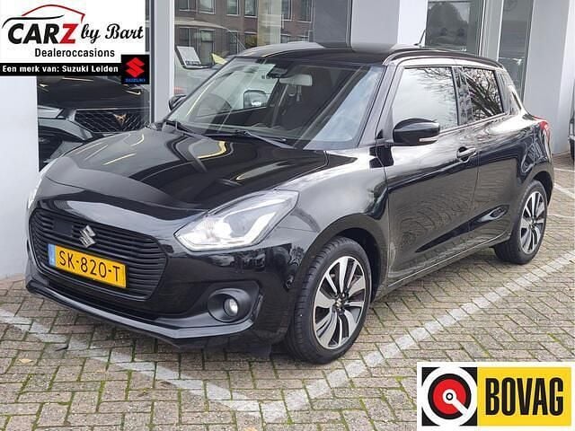 Zwart Gebruikt 2018 Suzuki Swift Hatchback | € 13.445 - Afbeelding 1/4