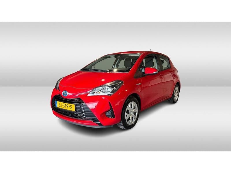 Rood Gebruikt 2019 Toyota Yaris Active Hatchback | € 15.640 (Eerlijke prijs) - Afbeelding 1/4