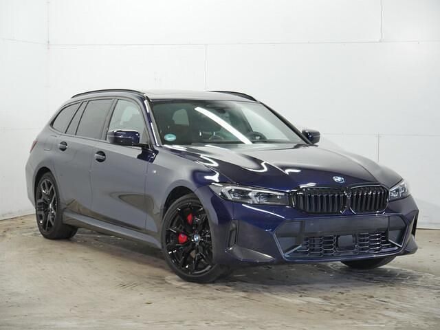 Occasion BMW 330 M Sport 184 PK (135 kW) 2025 Blauw Stationwagen