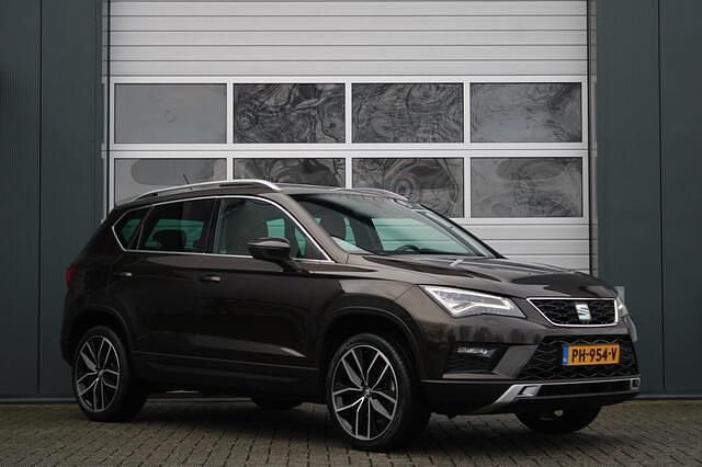 Bruin Occasion 2017 Seat Ateca XCELLENCE SUV | € 18.450 (Eerlijke prijs) - Afbeelding 1/4