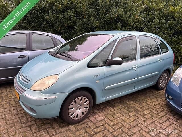 Occasion Citroën Xsara Picasso Attraction 116 PK (85 kW) 2005 Blauw MPV