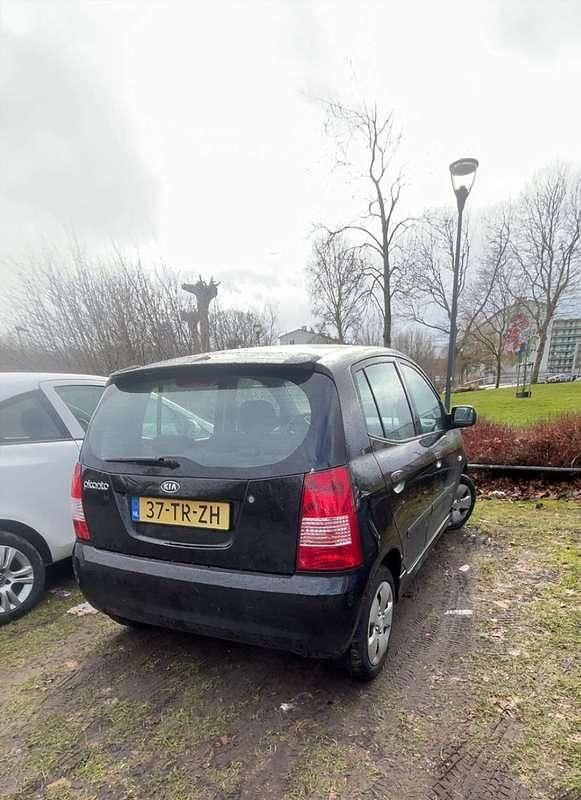 Occasion Kia Picanto 61 PK (44 kW) 2007 Zwart Hatchback