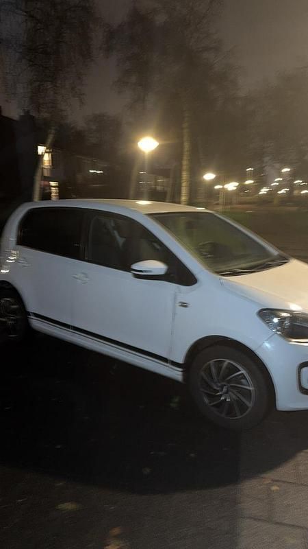 Occasion VW up! high up! 68 PK (50 kW) 2013 Wit Hatchback