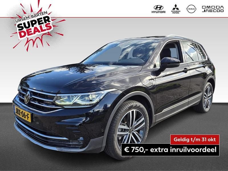 Zwart, metallic lak Gebruikt 2022 VW Tiguan Business SUV | € 32.930 (Super prijs) - Afbeelding 1/4