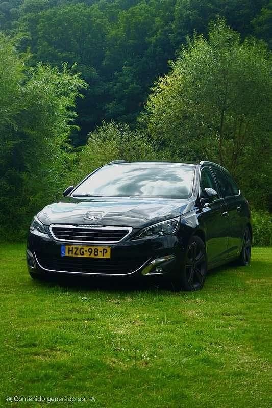 Gebruikt 2014 Peugeot 308 Allure Stationwagen | € 6.800 (Eerlijke prijs) - Afbeelding 1/4
