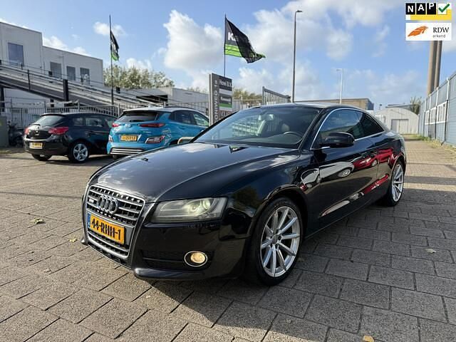 Zwart Gebruikt 2011 Audi A5 Business Coupé | € 5.999 (Eerlijke prijs) - Afbeelding 1/4