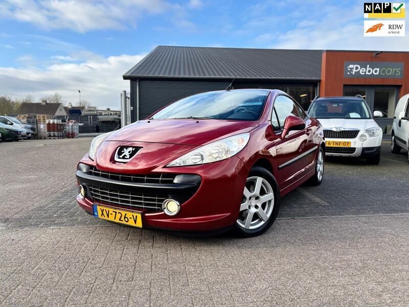 Rood Occasion 2007 Peugeot 207 Cabriolet | € 2.650 (Eerlijke prijs) - Afbeelding 1/4