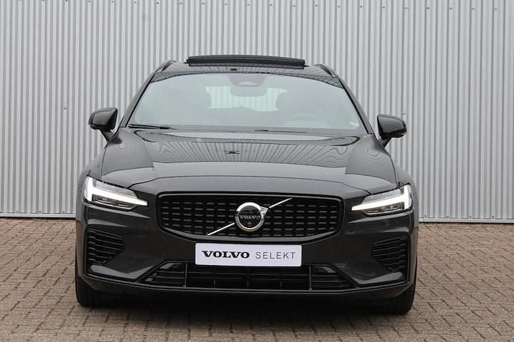 Occasion Volvo V60 Plus 350 PK (257 kW) 2024 Grijs Stationwagen