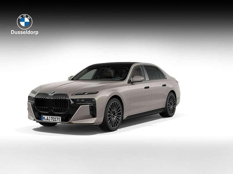 Grijs Nieuw 2025 BMW i7 Performance Sedan | € 170.634 - Afbeelding 1/4