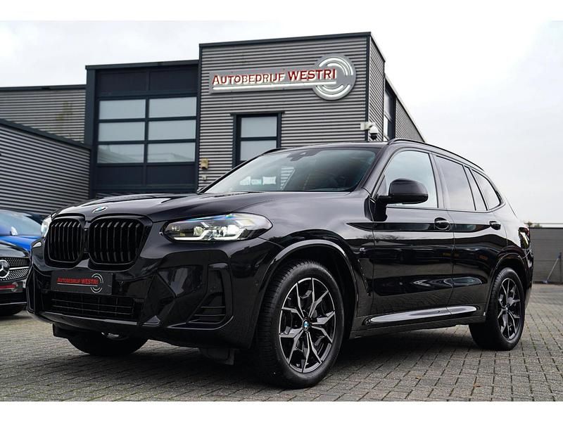 Zwart Occasion 2023 BMW X3 Executive SUV | € 54.995 (Iets duurder) - Afbeelding 1/4