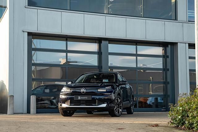 Blauw Nieuw 2025 Citroën C4 X SUV | € 25.490 - Afbeelding 1/4