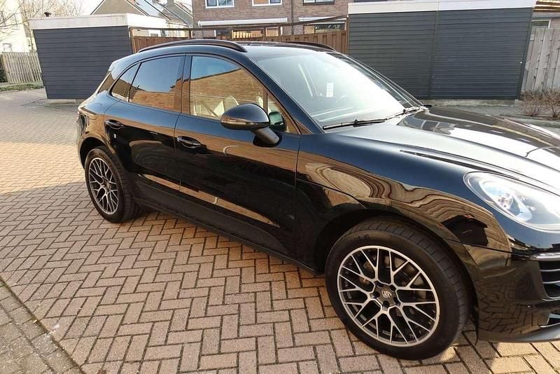 Occasion Porsche Macan 252 PK (185 kW) 2018 Zwart SUV