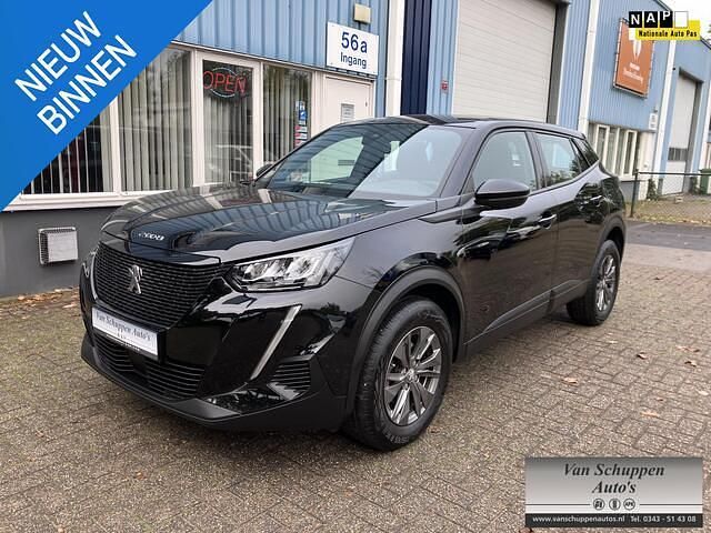 Zwart Gebruikt 2023 Peugeot 2008 Active SUV | € 18.950 (Goede deal) - Afbeelding 1/4