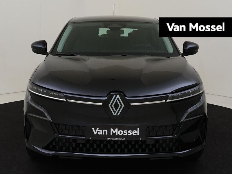 Zwart Gebruikt 2023 Renault Mégane Evolution Hatchback | € 33.940 (Iets duurder) - Afbeelding 1/4