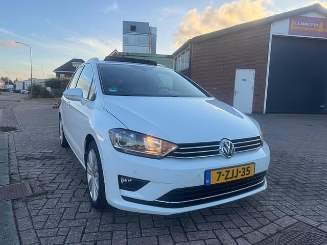 Wit Gebruikt 2014 VW Golf Sportsvan Highline MPV | € 7.350 (Iets duurder) - Afbeelding 1/4