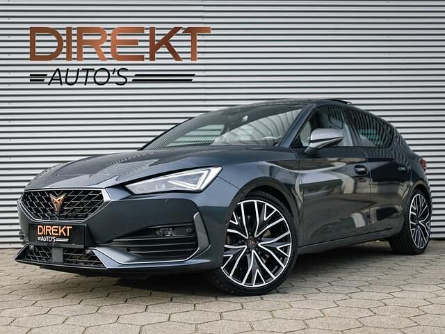 Grijs Gebruikt 2024 Cupra Leon Hatchback | € 39.950 (Duur) - Afbeelding 1/4