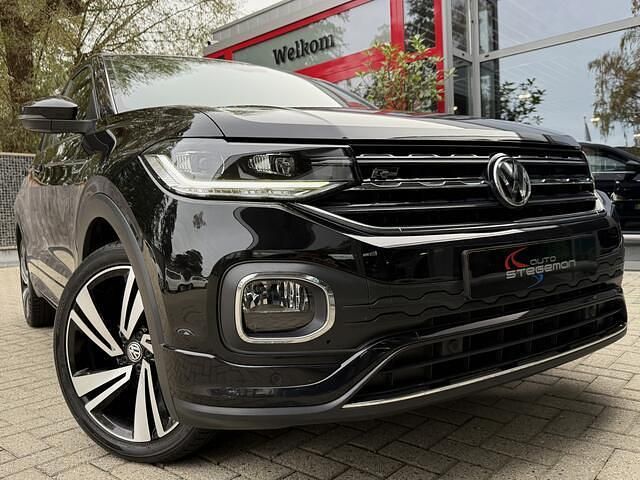 Zwart Gebruikt 2020 VW T-Cross R-line SUV | € 21.950 (Eerlijke prijs) - Afbeelding 1/4