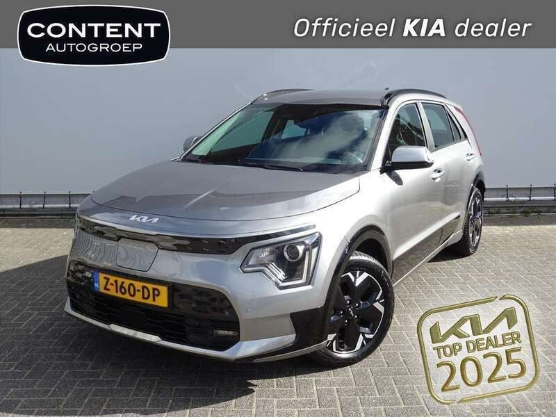 Grijs metallic Gebruikt 2024 Kia e-Niro 2 SUV | € 33.940 (Goede deal) - Afbeelding 1/4