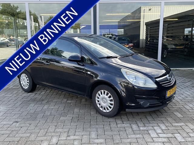 Zwart Occasion 2007 Opel Corsa Essentia Hatchback | € 1.450 (Duur) - Afbeelding 1/4