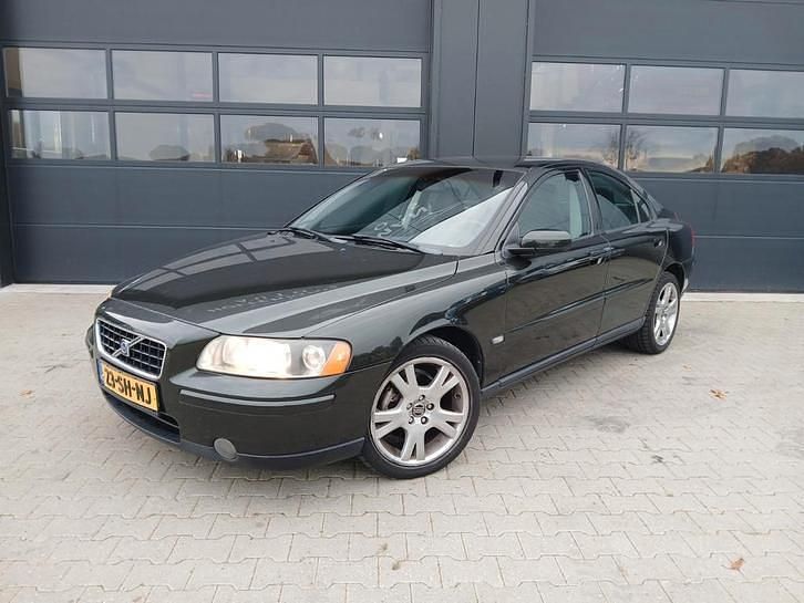 Gebruikt 2006 Volvo S60 Sedan | € 4.250 (Eerlijke prijs) - Afbeelding 1/4
