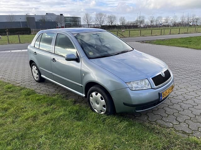 Occasion Skoda Fabia Comfort 75 PK (55 kW) 2002 Grijs Hatchback