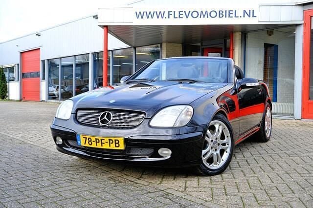 Zwart Gebruikt 2004 Mercedes SLK200 Edition Cabriolet | € 8.950 (Eerlijke prijs) - Afbeelding 1/4