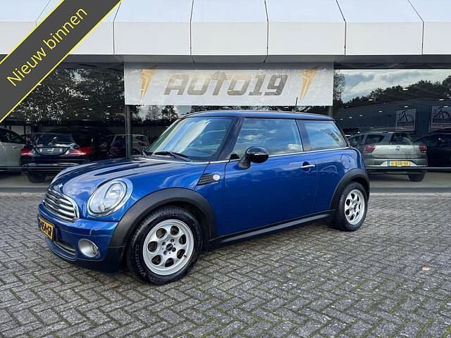 Blauw (metallic) Gebruikt 2008 Mini ONE Pepper Hatchback | € 3.919 (Eerlijke prijs) - Afbeelding 1/4