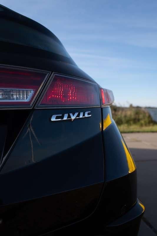 Zwart Gebruikt 2007 Honda Civic Sport Hatchback | € 2.450 (Eerlijke prijs) - Afbeelding 1/4