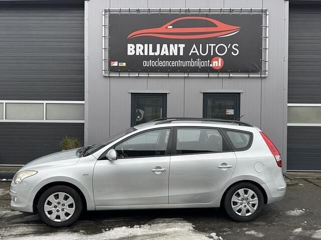 Grijs Gebruikt 2008 Hyundai i30 Dynamiq Stationwagen | € 1.500 (Super prijs) - Afbeelding 1/4