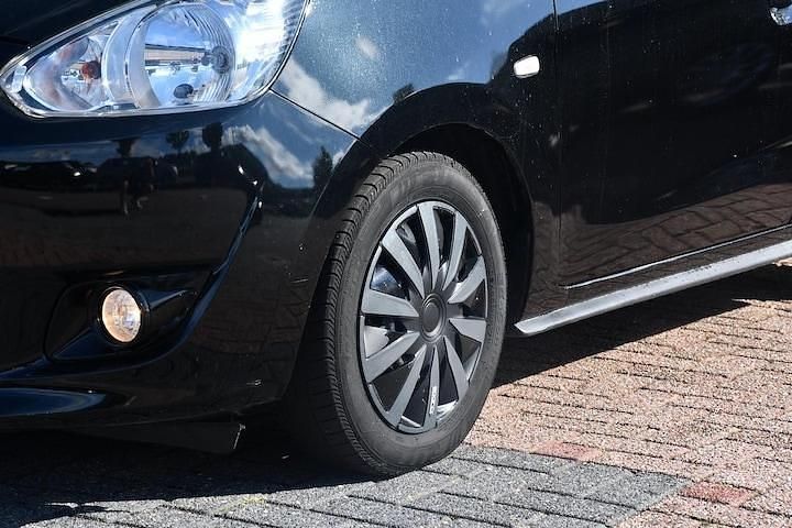 Occasion Mitsubishi Space Star Invite 80 PK (58 kW) 2014 Zwart MPV