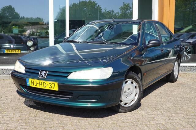 Groen Gebruikt 1996 Peugeot 406 Sedan | € 1.500 (Eerlijke prijs) - Afbeelding 1/4