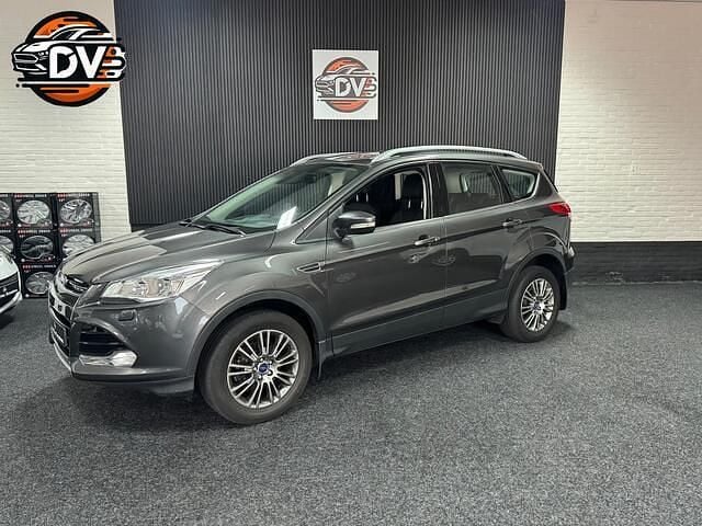 Grijs Gebruikt 2015 Ford Kuga Titanium SUV | € 13.445 (Eerlijke prijs) - Afbeelding 1/4