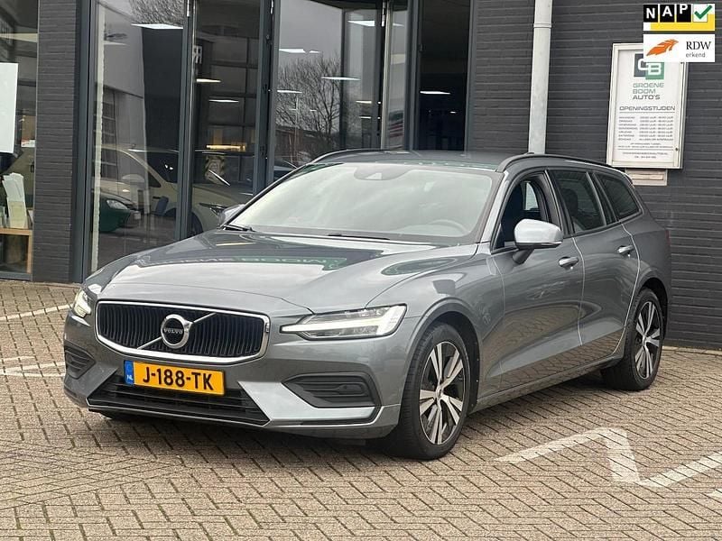 Grijs Gebruikt 2020 Volvo V60 Momentum Stationwagen | € 24.999 (Super prijs) - Afbeelding 1/4