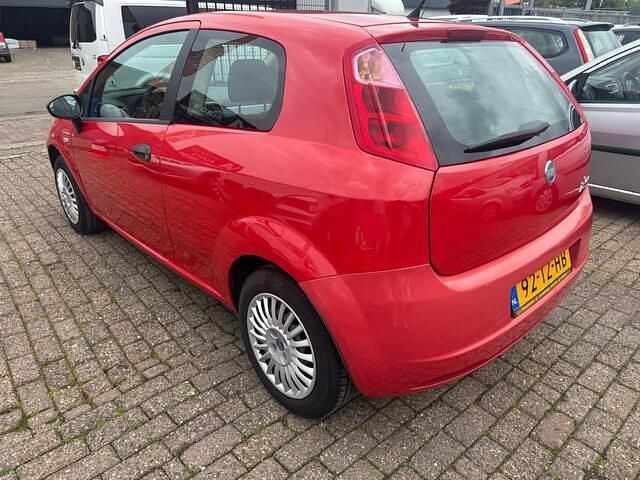 Occasion Fiat Grande Punto Active 65 PK (47 kW) 2007 Rood Hatchback