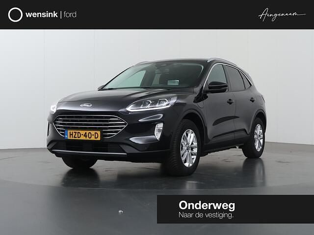 Zwart Gebruikt 2022 Ford Kuga Titanium SUV | € 27.935 (Goede deal) - Afbeelding 1/4