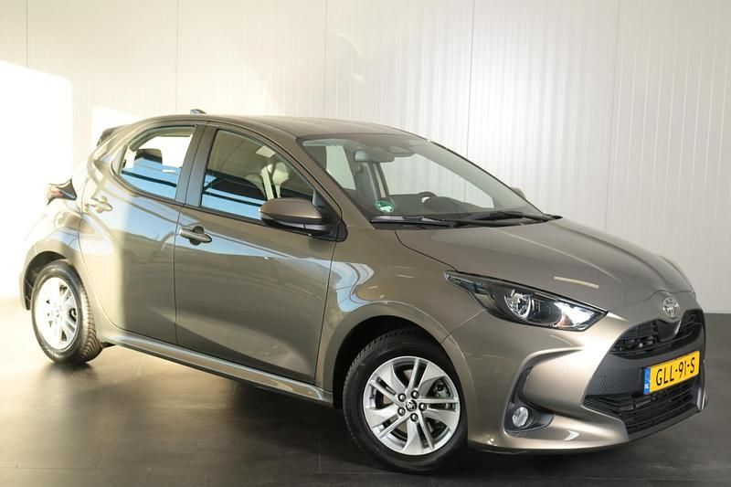 Occasion Toyota Yaris Hybrid Active 116 PK (85 kW) 2024 Groen Hatchback