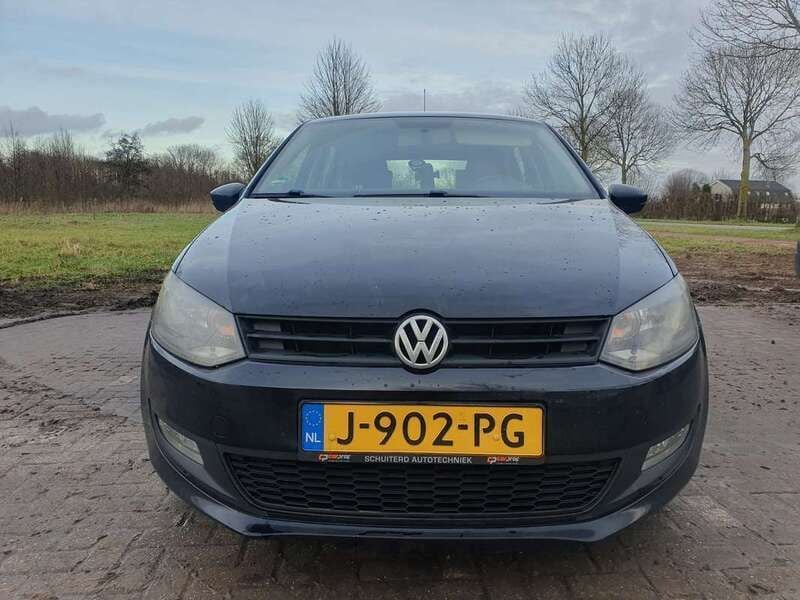 Zwart Gebruikt 2011 VW Polo Highline Hatchback | € 3.850 (Goede deal) - Afbeelding 1/4