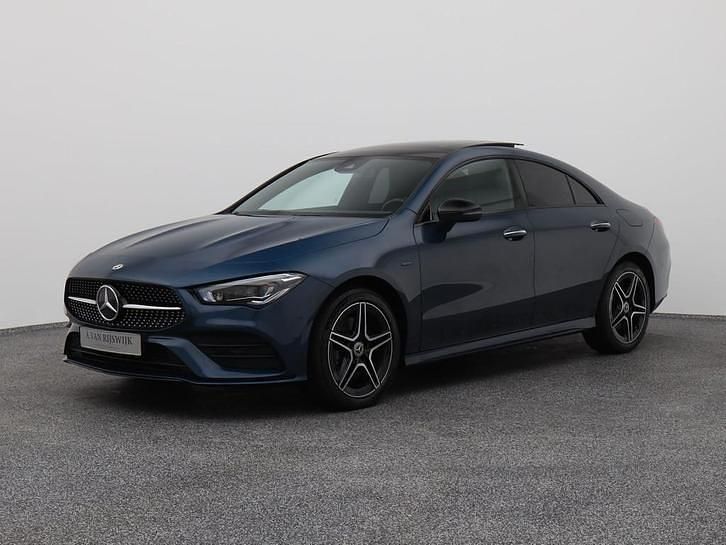 Occasion Mercedes CLA250 Business 160 PK (117 kW) 2021 Blauw Sedan