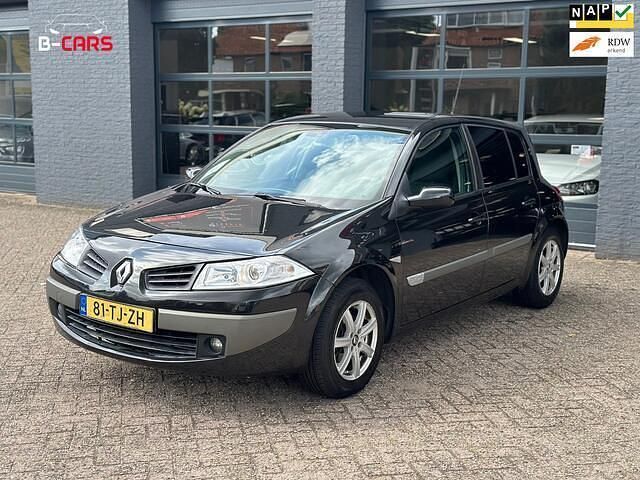 Zwart Gebruikt 2006 Renault Mégane II Expression Hatchback | € 999 (Goede deal) - Afbeelding 1/4