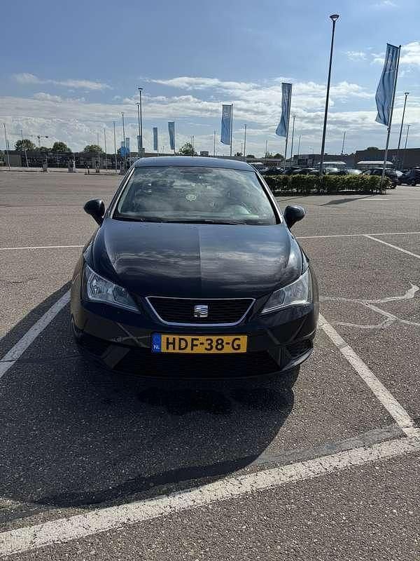 Zwart Gebruikt 2013 Seat Ibiza Copa MPV | € 7.000 (Duur) - Afbeelding 1/4
