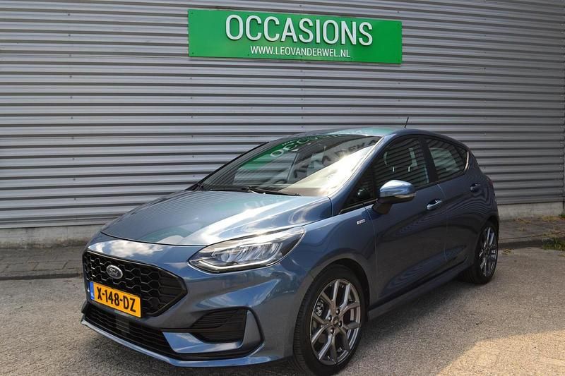 Blauw Occasion 2022 Ford Fiesta ST-Line Hatchback | € 22.250 (Eerlijke prijs) - Afbeelding 1/4