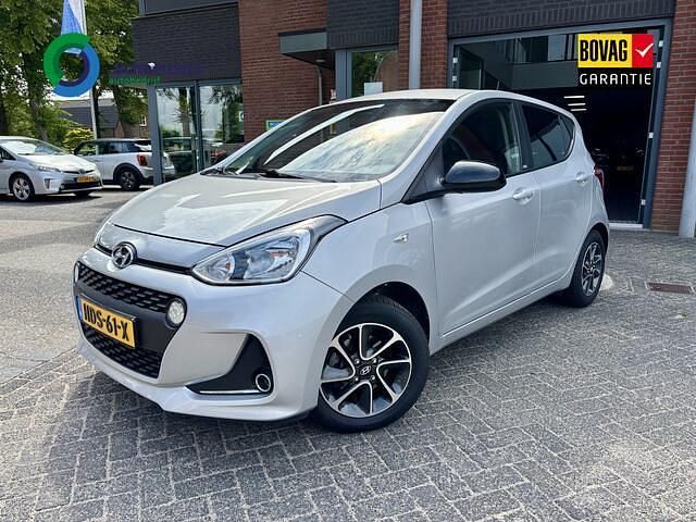Grijs Gebruikt 2019 Hyundai i10 Comfort Hatchback | € 14.995 (Goede deal) - Afbeelding 1/4