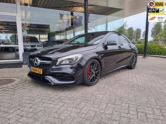 Zwart Gebruikt 2016 Mercedes CLA45 AMG AMG Sedan | € 32.500 (Duur) - Afbeelding 1/4