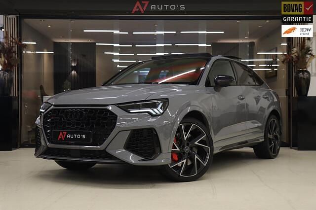 Grijs Gebruikt 2022 Audi RS Q3 Sportback Premium SUV | € 63.950 (Eerlijke prijs) - Afbeelding 1/4