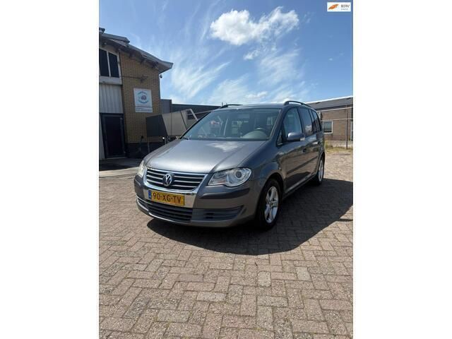Grijs Gebruikt 2007 VW Touran Trendline MPV | € 7.999 (Duur) - Afbeelding 1/4