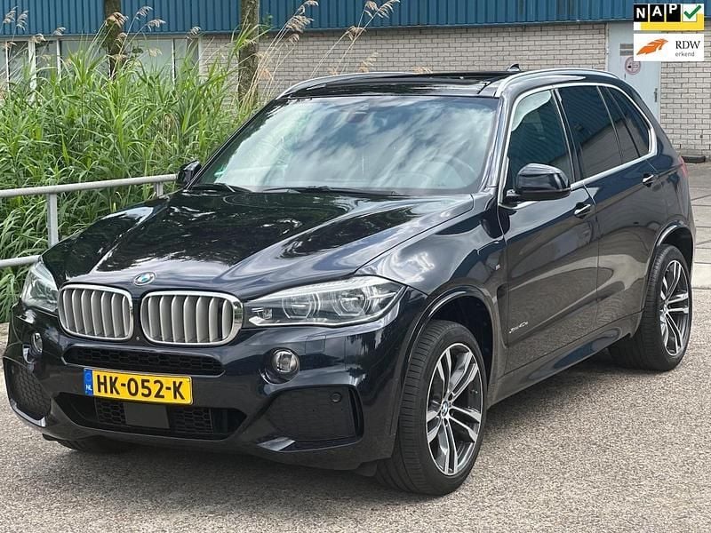 Zwart Gebruikt 2015 BMW X5 Executive SUV | € 20.990 (Eerlijke prijs) - Afbeelding 1/4