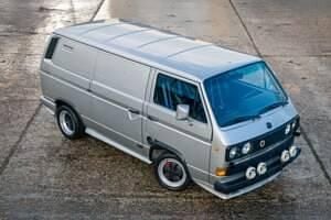 Zilversilber metallic Gebruikt 1982 VW T3 Van | € 64.900 - Afbeelding 1/4